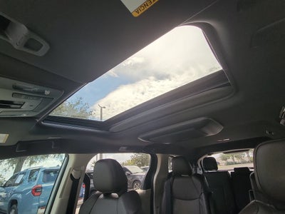2021 Toyota Sienna Platinum