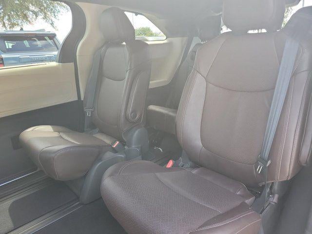 2021 Toyota Sienna Platinum