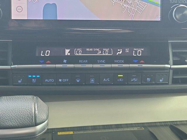 2021 Toyota Sienna Platinum