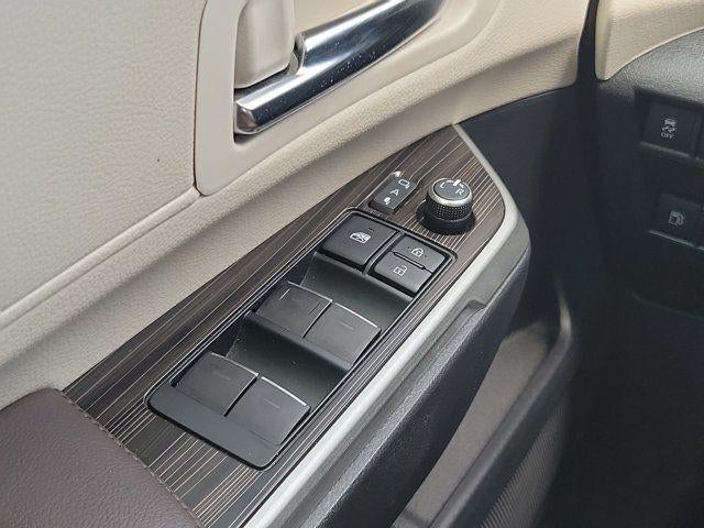 2021 Toyota Sienna Platinum