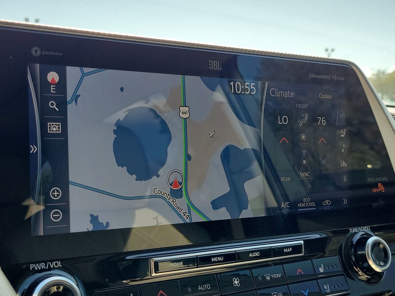 2022 Toyota Highlander Hybrid Platinum