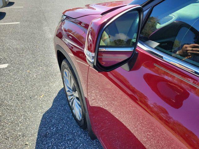 2022 Toyota Highlander Hybrid Platinum