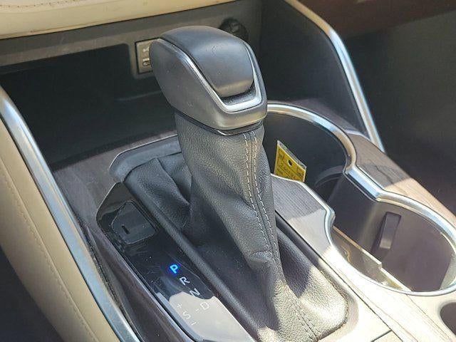 2022 Toyota Highlander Hybrid Platinum