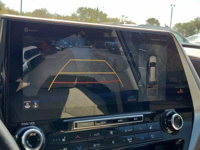 2022 Toyota Highlander Hybrid Platinum