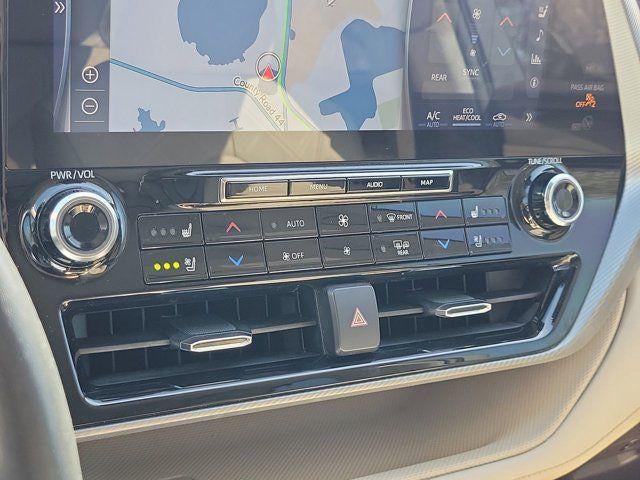 2022 Toyota Highlander Hybrid Platinum