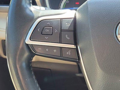 2022 Toyota Highlander Hybrid Platinum
