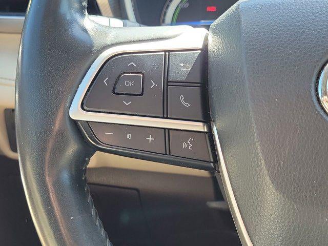 2022 Toyota Highlander Hybrid Platinum