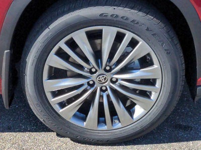 2022 Toyota Highlander Platinum