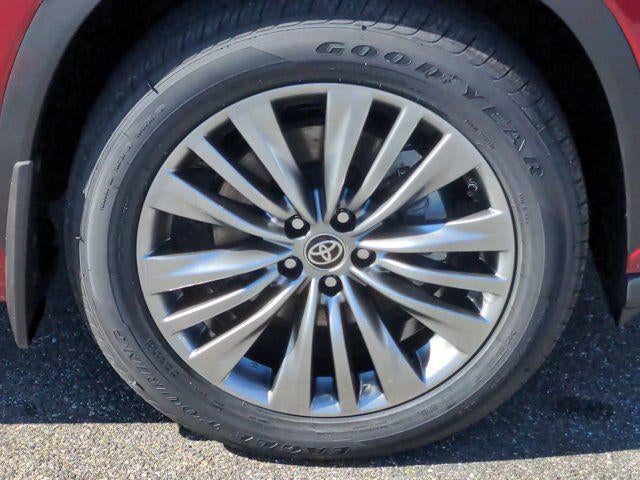 2022 Toyota Highlander Platinum