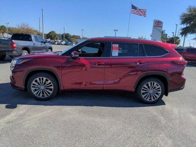 2022 Toyota Highlander Platinum