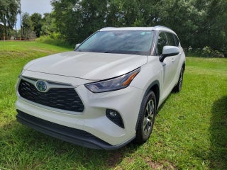 2020 Toyota Highlander Hybrid XLE