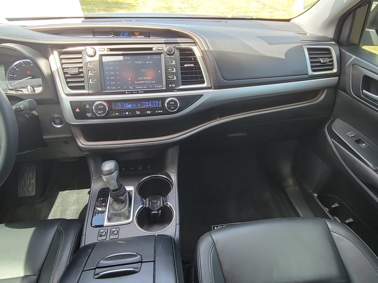 2016 Toyota Highlander XLE V6