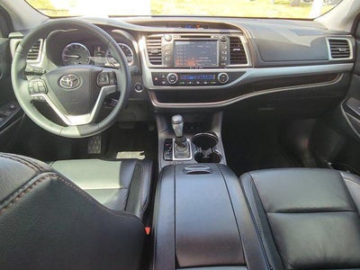 2016 Toyota Highlander XLE V6
