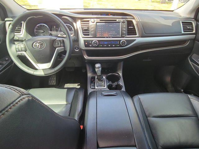 2016 Toyota Highlander XLE V6