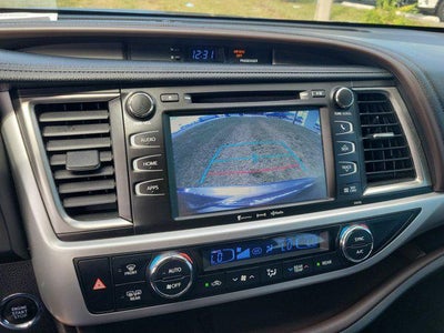 2016 Toyota Highlander XLE V6