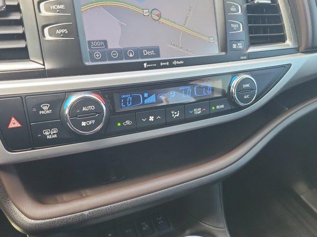 2016 Toyota Highlander XLE V6