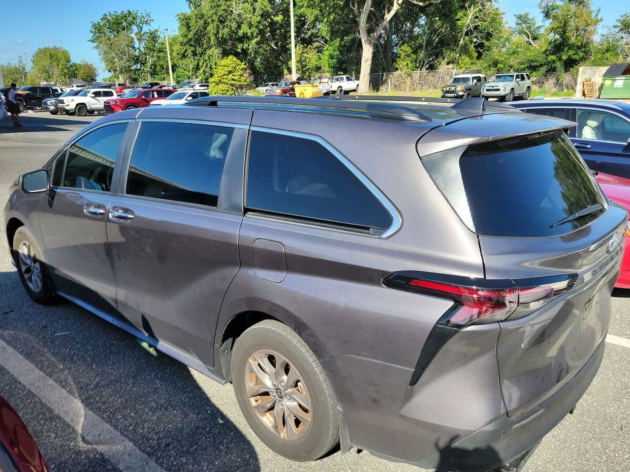 2024 Toyota Sienna XLE