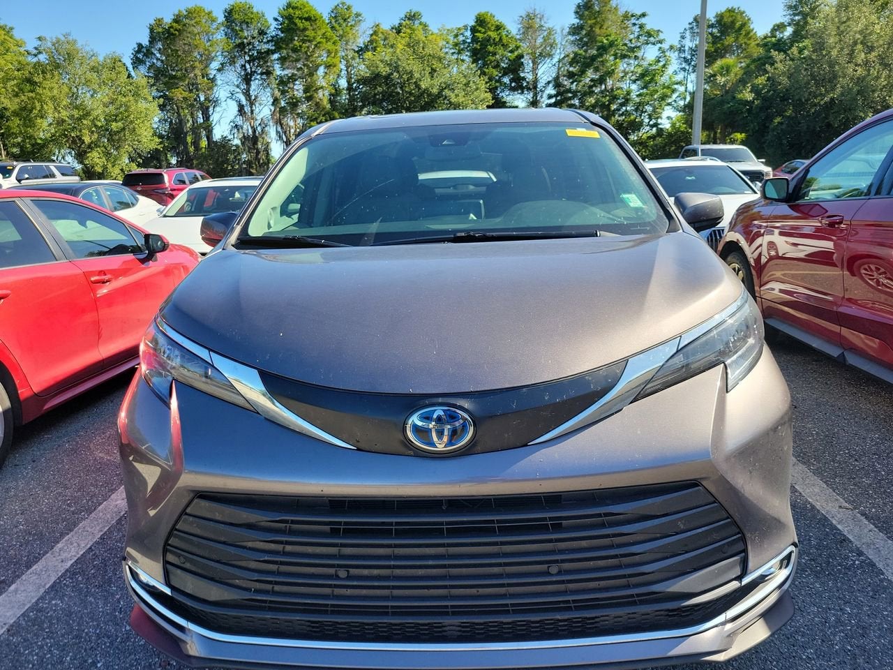 2024 Toyota Sienna XLE
