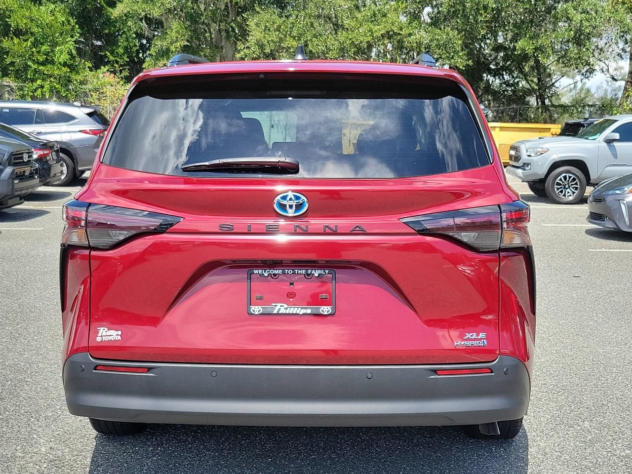 2023 Toyota Sienna XLE