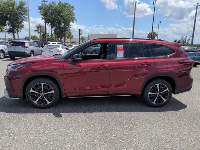 2022 Toyota Highlander XSE