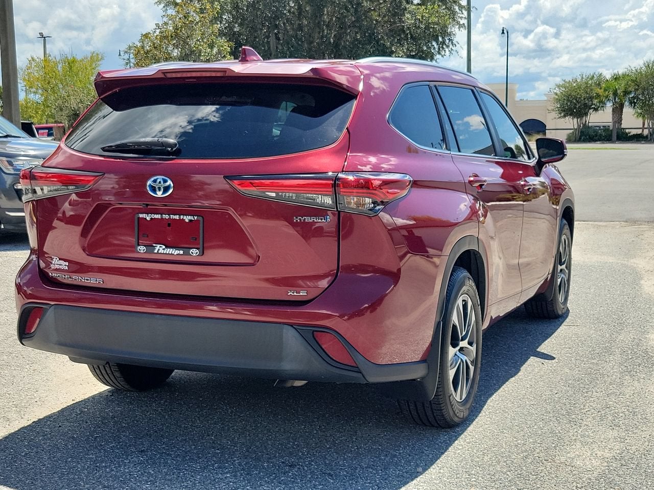 2023 Toyota Highlander Hybrid XLE