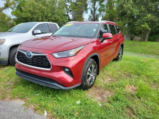 2023 Toyota Highlander Hybrid XLE