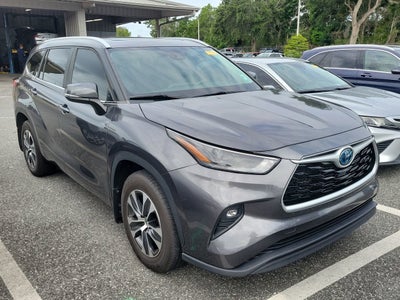 2023 Toyota Highlander Hybrid XLE