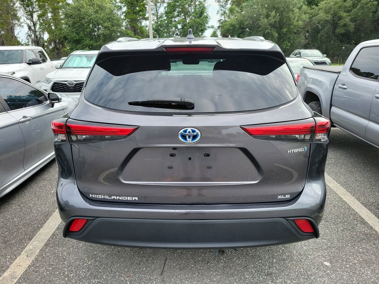 2023 Toyota Highlander Hybrid XLE