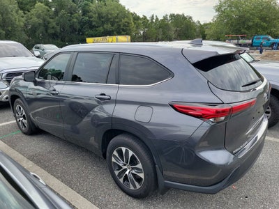 2023 Toyota Highlander Hybrid XLE
