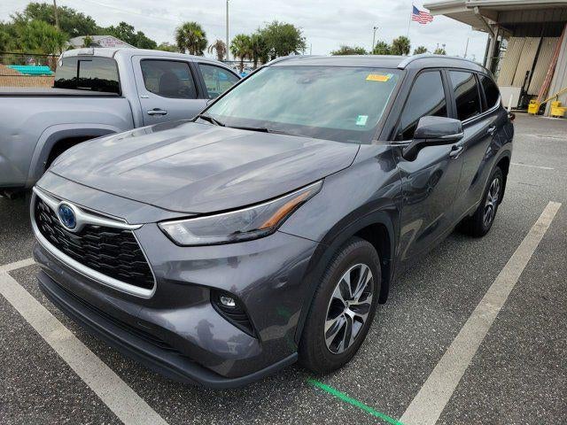 2023 Toyota Highlander Hybrid XLE