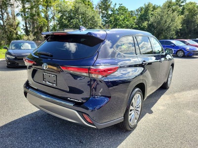 2023 Toyota Highlander Platinum