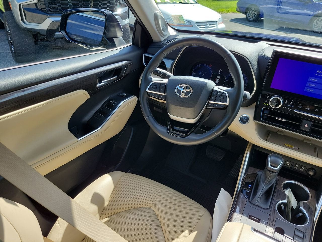 2023 Toyota Highlander Platinum
