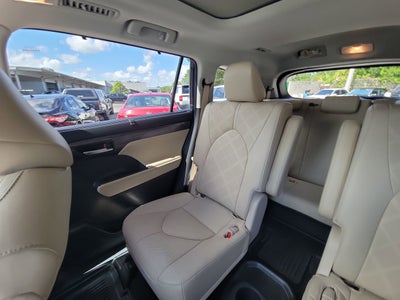 2023 Toyota Highlander Platinum