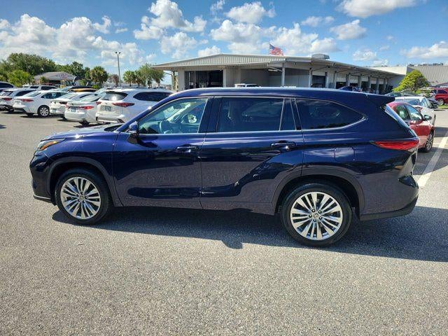2023 Toyota Highlander Platinum
