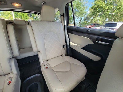 2023 Toyota Highlander Platinum