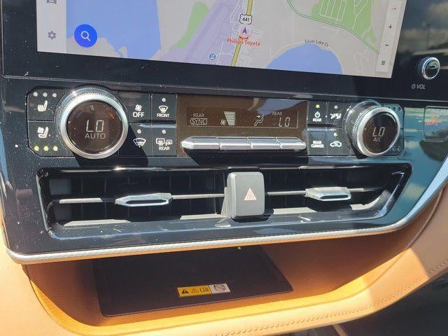2024 Toyota Highlander Platinum