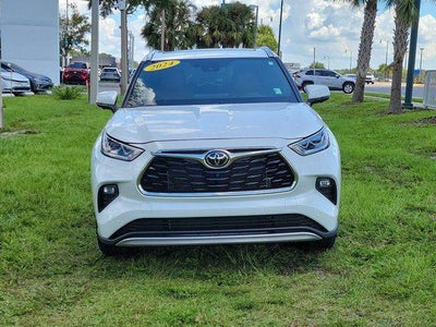 2024 Toyota Highlander Platinum