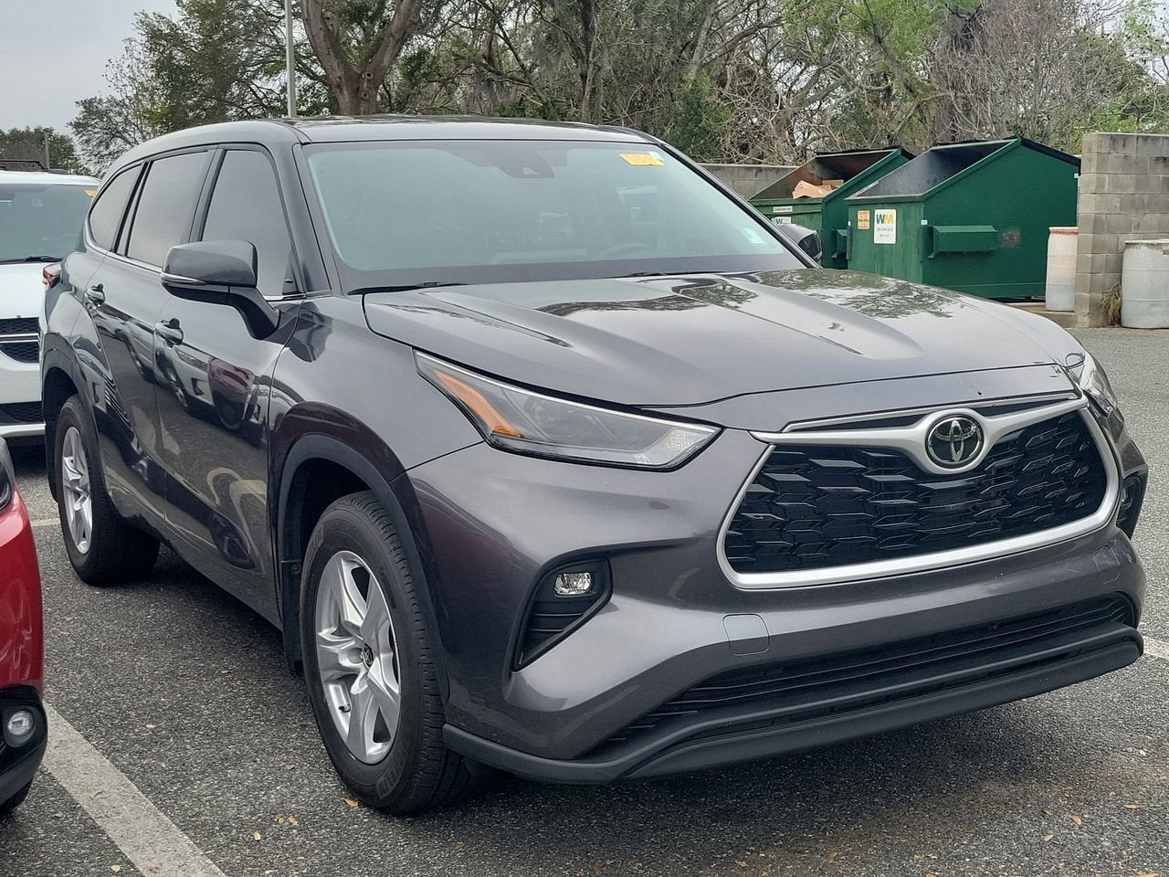 2024 Toyota Highlander LE