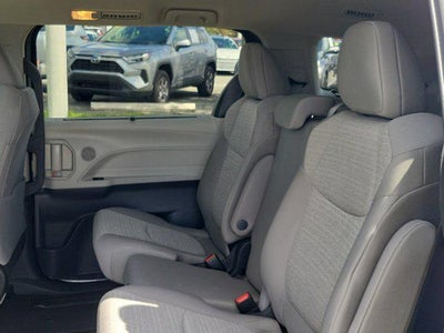 2024 Toyota Sienna LE