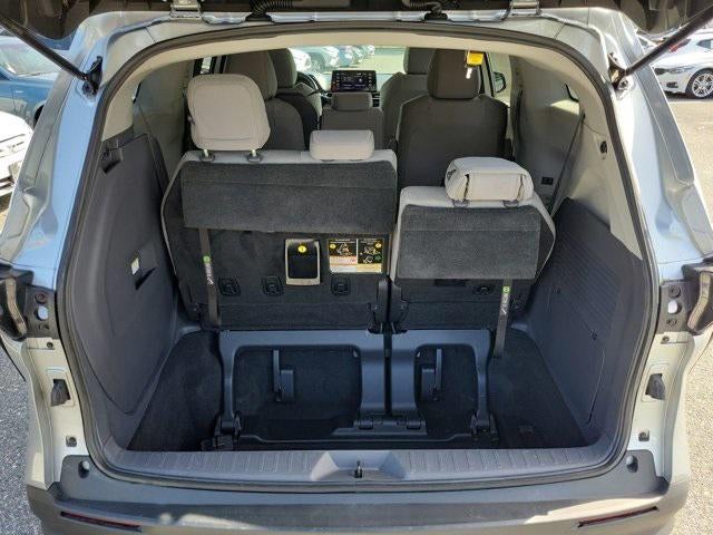 2021 Toyota Sienna LE