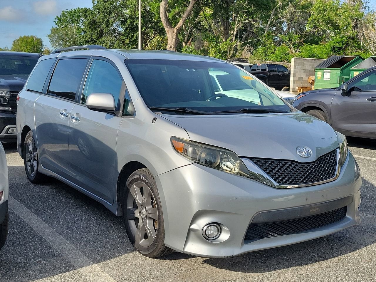2014 Toyota Sienna SE