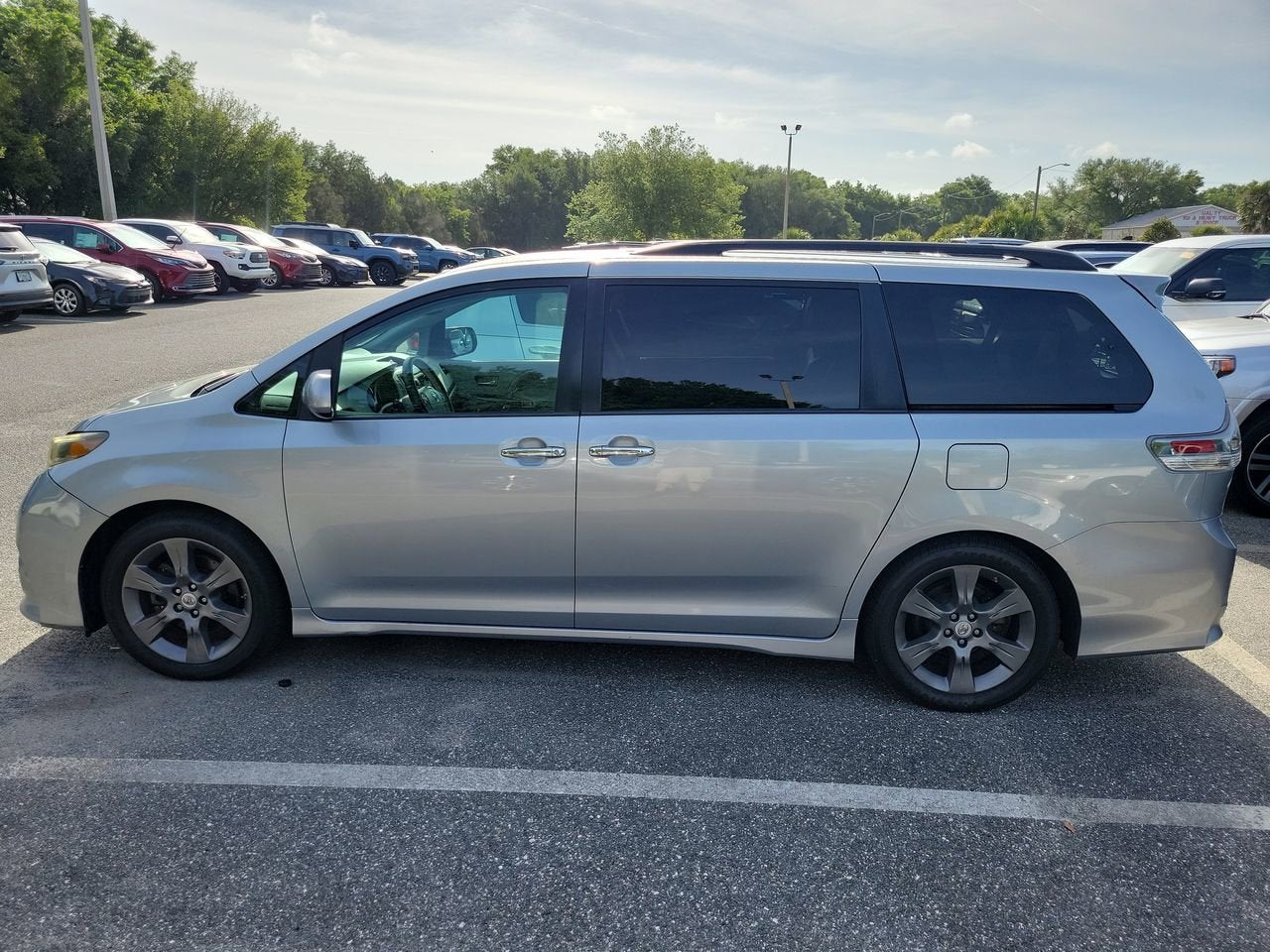 2014 Toyota Sienna SE