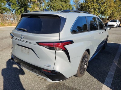 2023 Toyota Sienna XSE