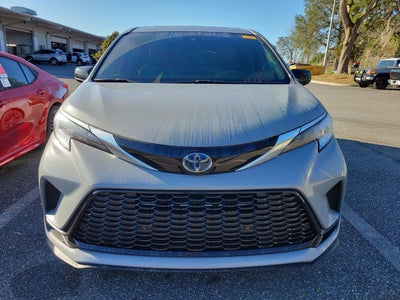 2023 Toyota Sienna XSE