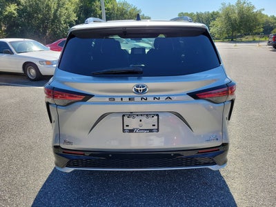 2024 Toyota Sienna XSE