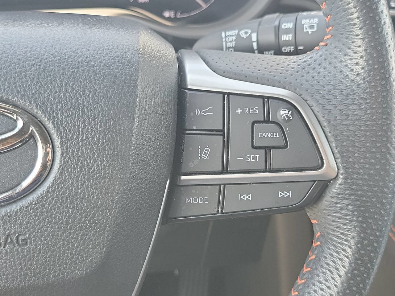 2024 Toyota Sienna XSE