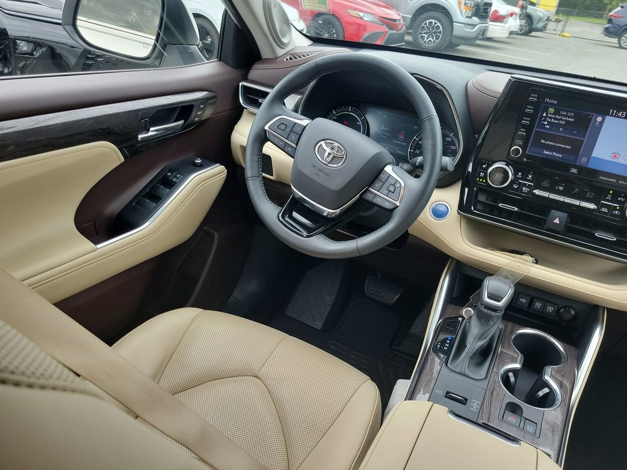 2021 Toyota Highlander Hybrid Limited