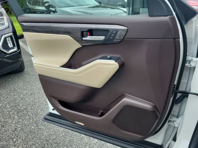 2021 Toyota Highlander Hybrid Limited