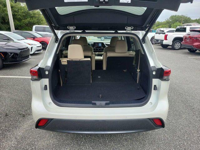 2021 Toyota Highlander Hybrid Limited