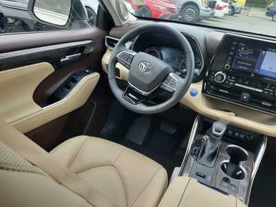 2021 Toyota Highlander Hybrid Limited
